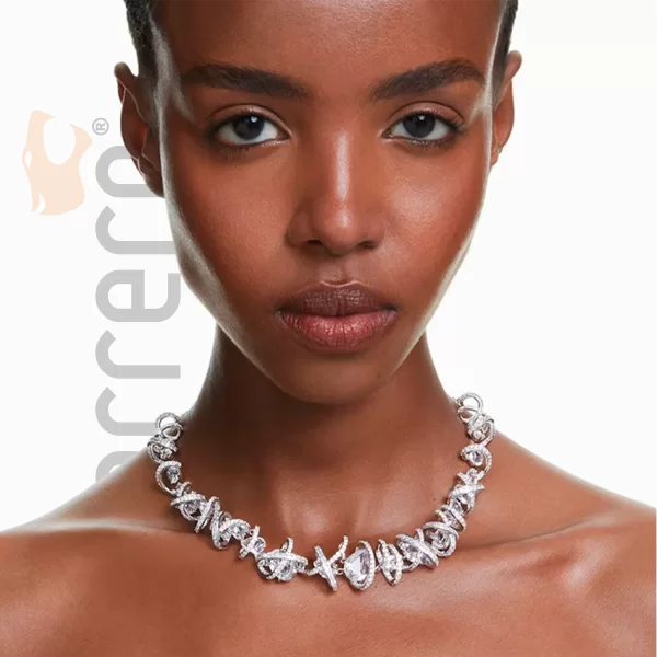 Colar Swarovski Hyperbola com Cristais 5698546